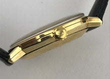Laden Sie das Bild in den Galerie-Viewer, Omega Automatic