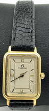 Laden Sie das Bild in den Galerie-Viewer, Omega Quartz