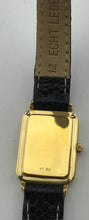 Laden Sie das Bild in den Galerie-Viewer, Omega Quartz