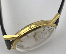 Laden Sie das Bild in den Galerie-Viewer, Zenith Automatic