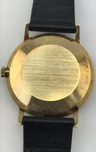 Laden Sie das Bild in den Galerie-Viewer, Tissot Stylist
